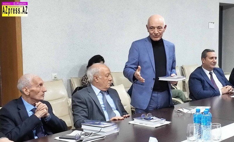 Ümud yüklü qatar və uğur platforması